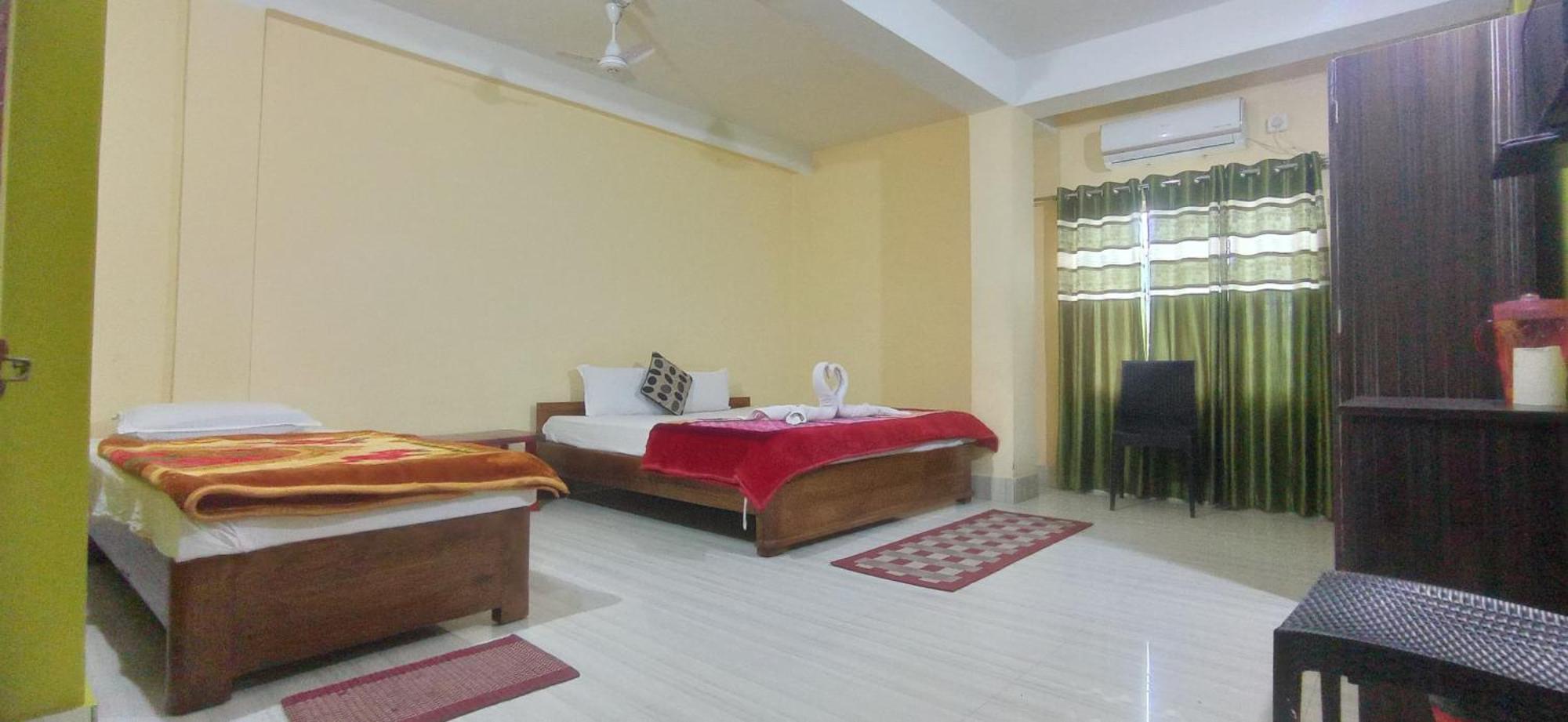 Hotel Kaziranga Holidays Extérieur photo